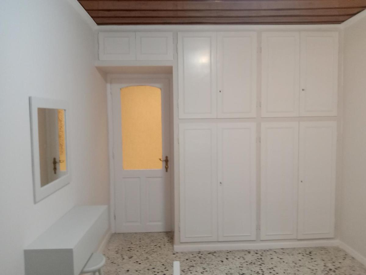 Menegis Apartment Закинтос Экстерьер фото