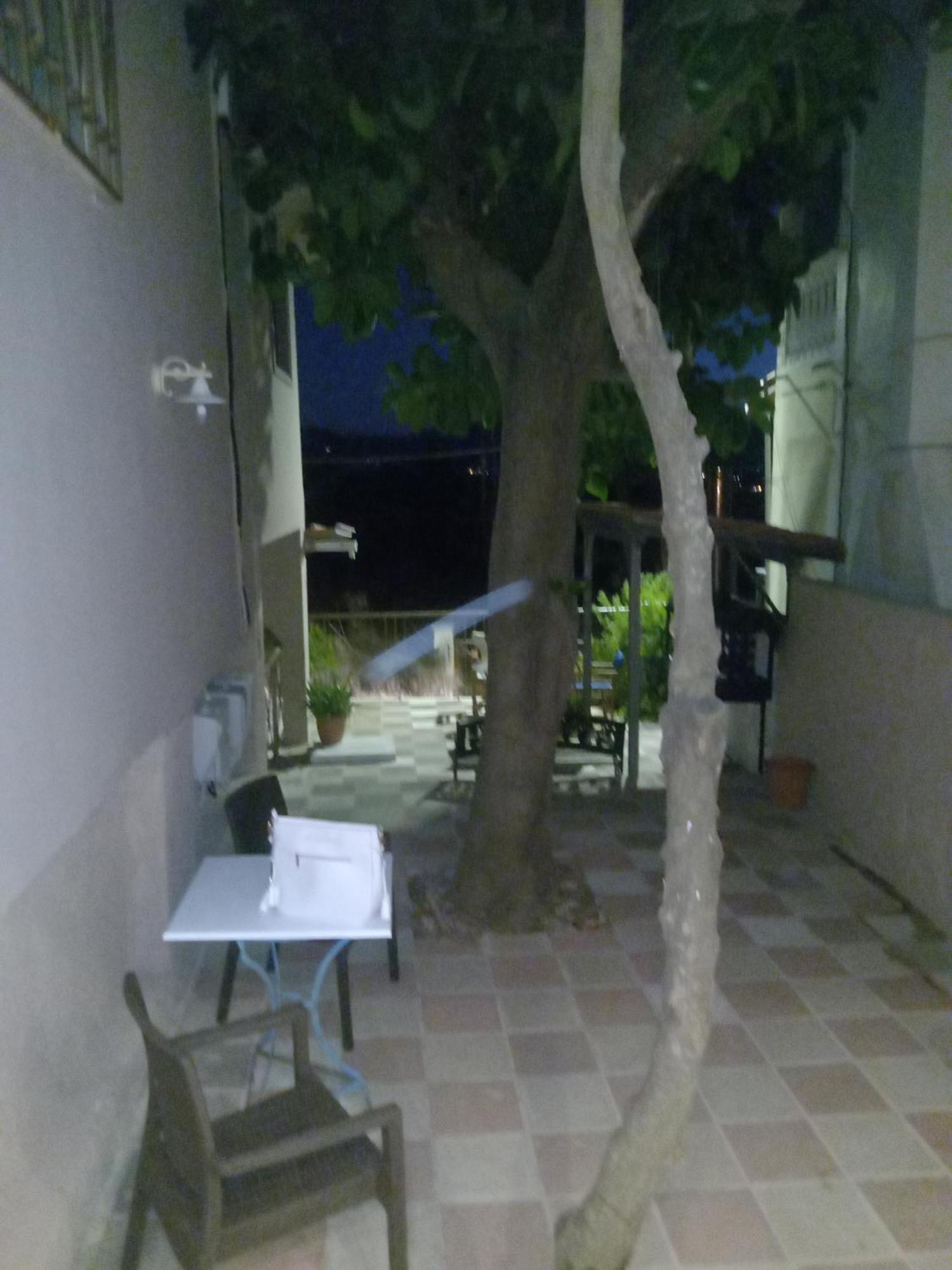 Menegis Apartment Закинтос Экстерьер фото