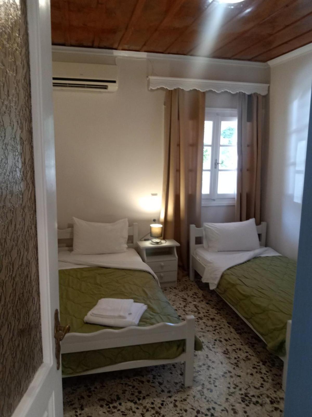 Menegis Apartment Закинтос Экстерьер фото